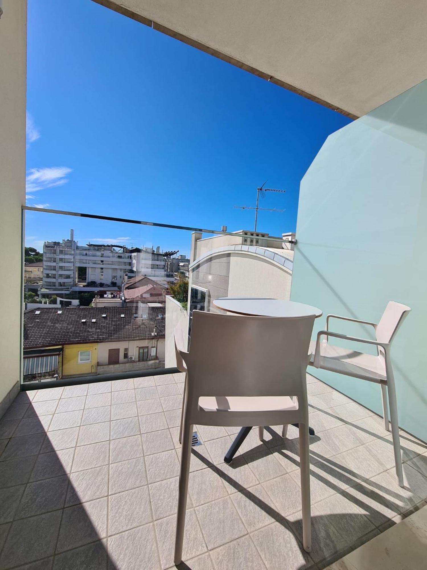 Hesperia Hotel & Residence Lido di Jesolo Bilik gambar