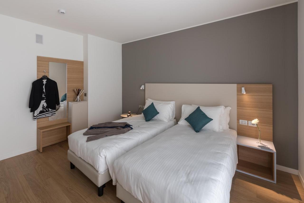 Hesperia Hotel & Residence Lido di Jesolo Bilik gambar